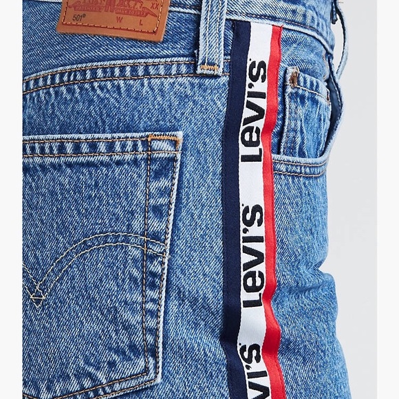 Last One! Levi’s 501 High Rise Sport Tape Shorts - Picture 5 of 8